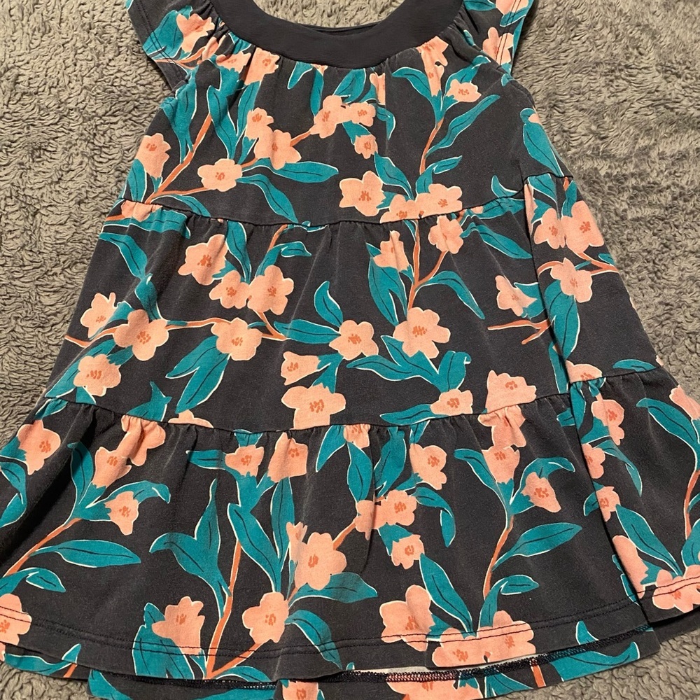 Tea Collection
Toddler Girls Dress
Size 2T